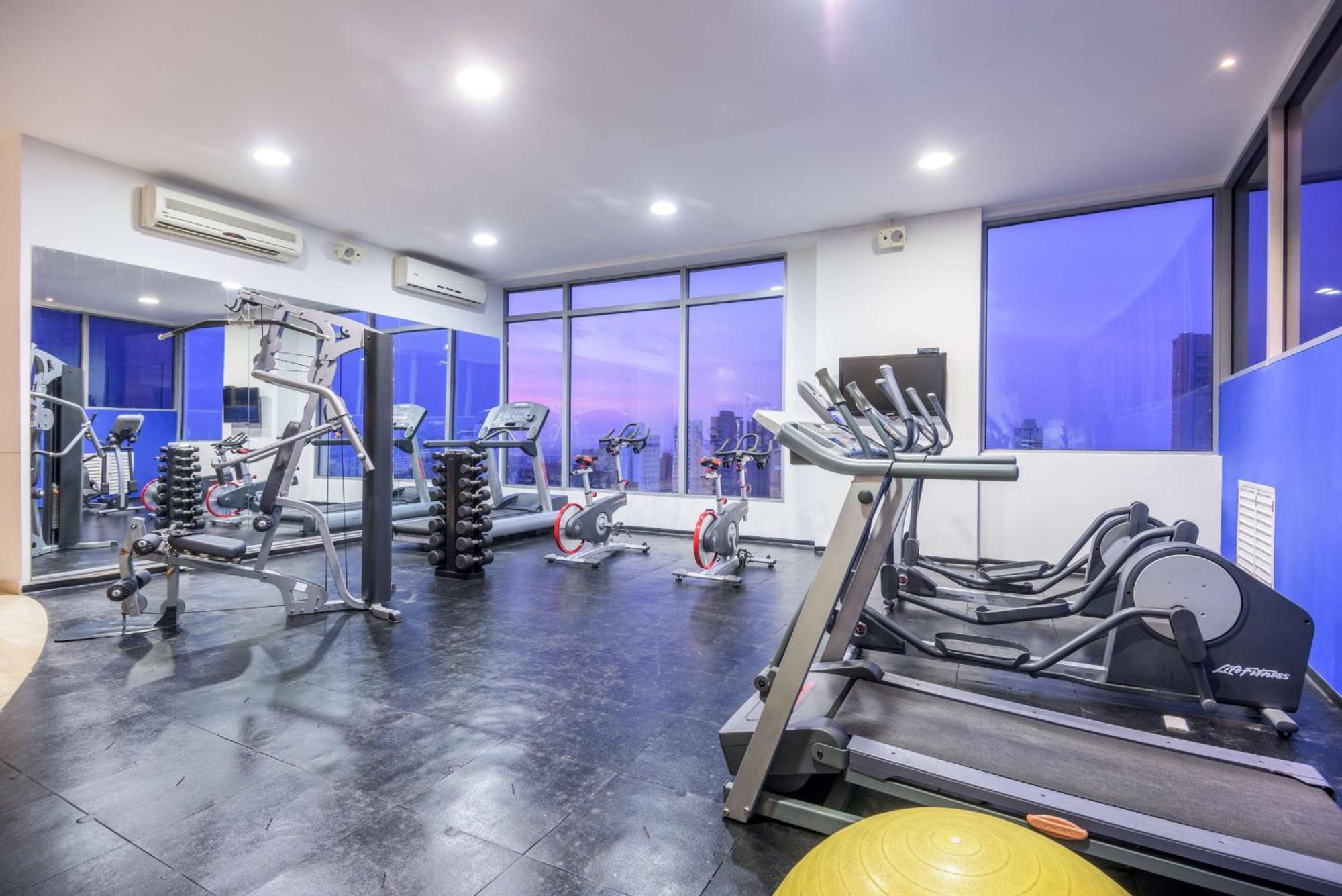 Nh Collection Royal Smartsuites Barranquilla  Ngoại thất bức ảnh